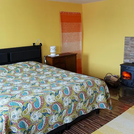 Virulase Holiday Home Toila Room photo